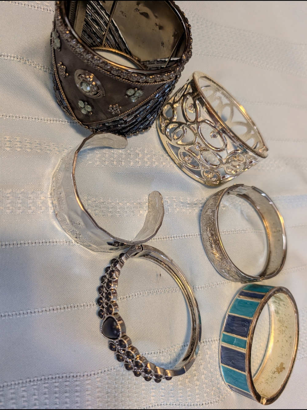 Assorted Women's Bangle Bracelet Set